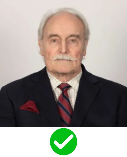 UK ETA Foto akzeptiert — Augen geöffnet sichtbar